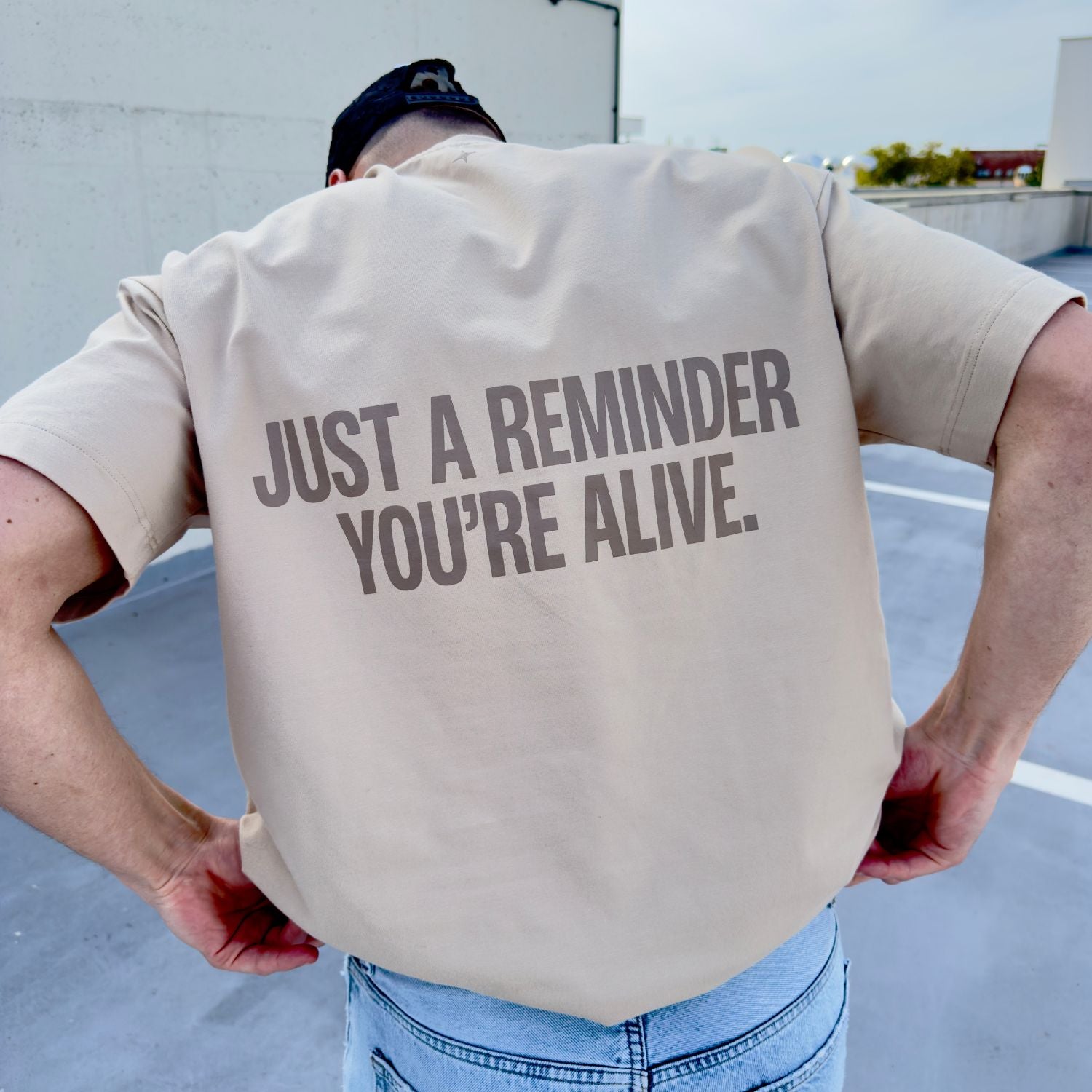 REMINDER YOU'RE ALIVE - Béžové tričko